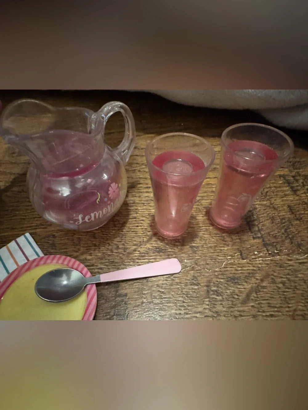 American Girl Wellie Wishers Birthday Celebration cake & lemonade set AG